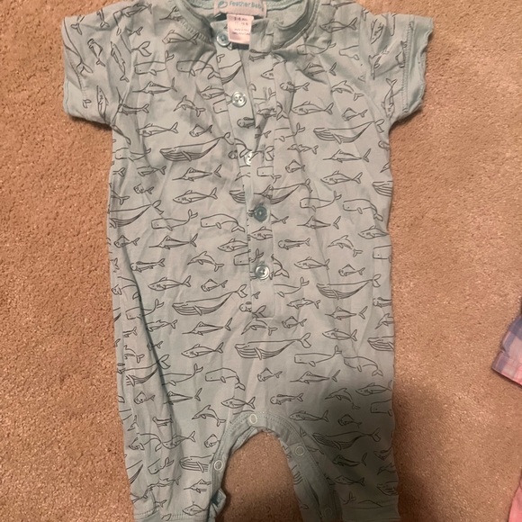 Adorable one piece in great condition! - Picture 3 of 3